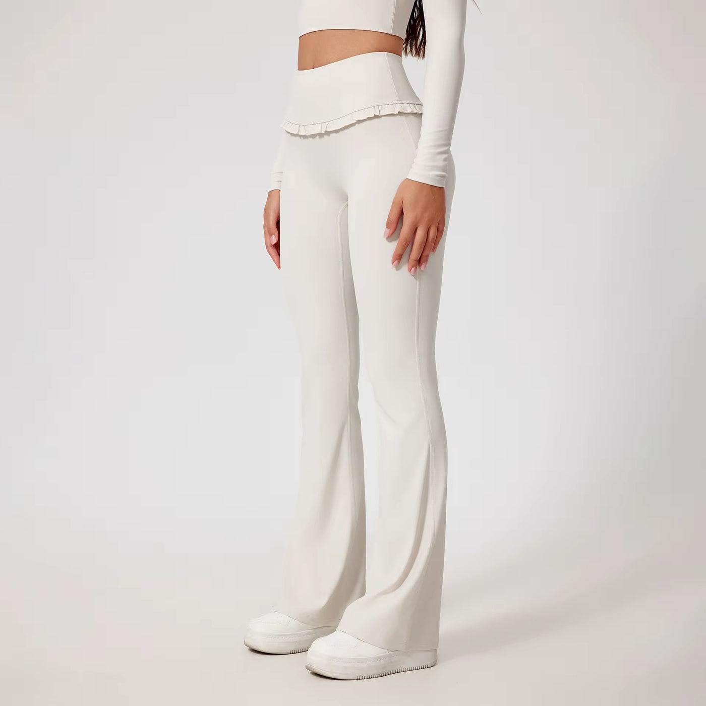 Bella, Cute yoga workout set